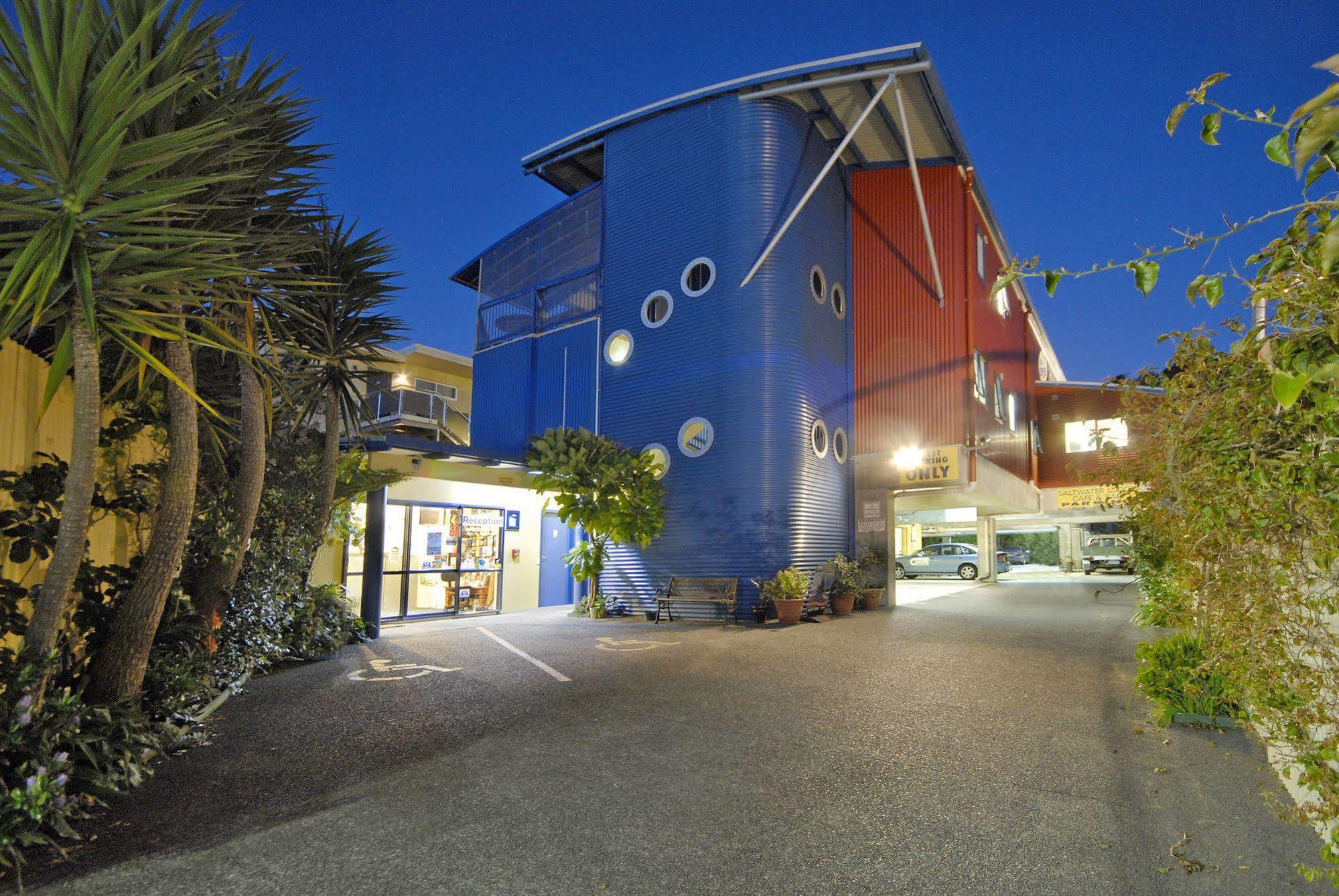 Saltwater Lodge Backpackers Paihia Dış mekan fotoğraf