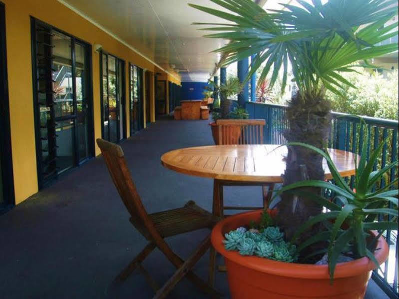 Saltwater Lodge Backpackers Paihia Dış mekan fotoğraf