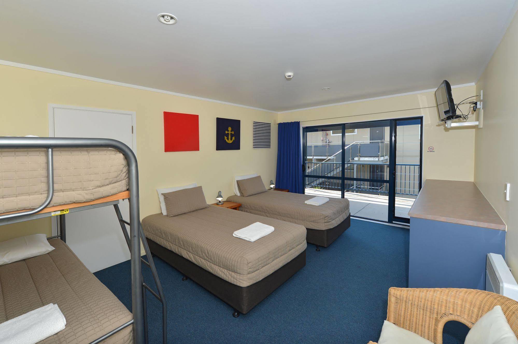 Saltwater Lodge Backpackers Paihia Dış mekan fotoğraf